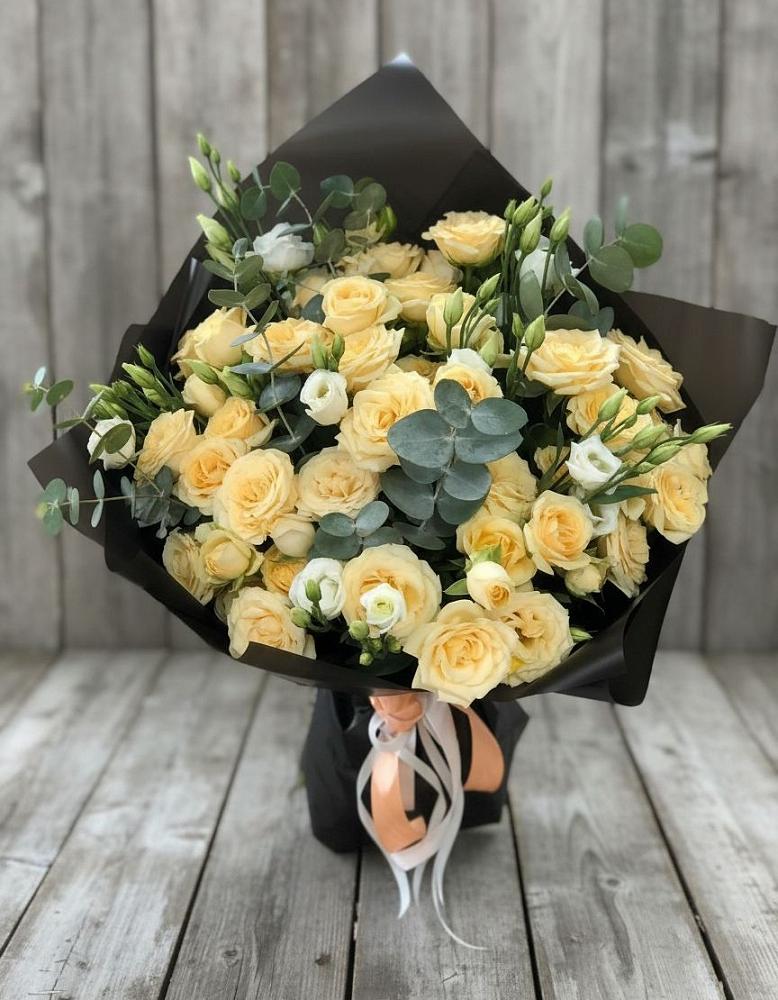 Букет цветов из: Розы и Лизиантусы в Федюково