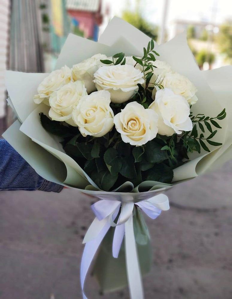 Букет Белые розы Проуд в Федюково