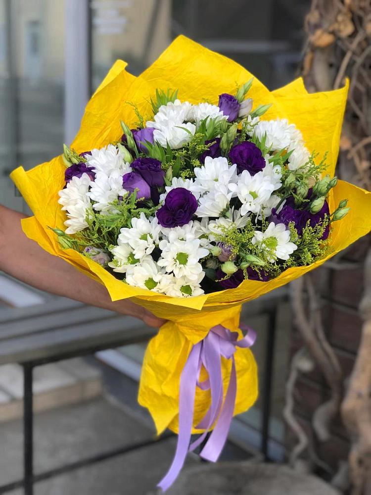 Букет цветов из: Ирисы, Хризантемы и Ромашки в Федюково